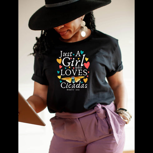Cicada Just A Girl Who Loves Cicadas Brood X 2021 Eastern USA Entomologist Bug Insect Lover Cicada 17-year Entomology Unisex T-Shirt